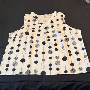 Stylish Sleeveless Polka Dot Top